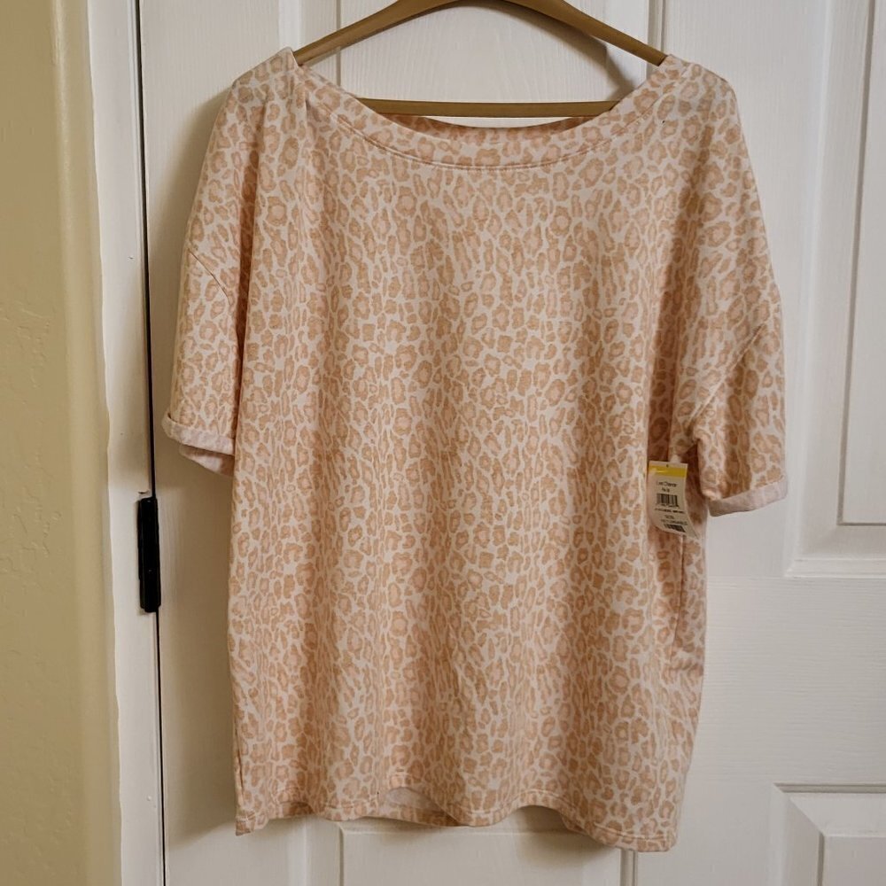 Splendid Animal Print shirt Coral and Cream Size: Small/P NWT - Picture 2 of 9
